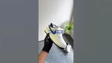 NIKE AIR FORCE 1 '07 WHITE MIDNIGHT NAVY (2024) ( With OG Box, StockX Kit, Shoe Cleaner & Socks )